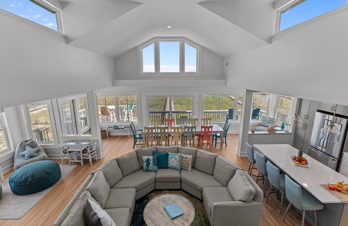 North Carolina Coast Casa | Oceanfront, private pool, 10 bedrooms