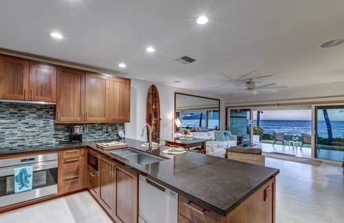 Downtown Lahaina Casa | PUAMANA 136-1 DIVERSIÓN EN EL SOL!
