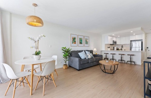 Waikiki Apartamento | *Oceanfront Renovated Getaway in Waikiki