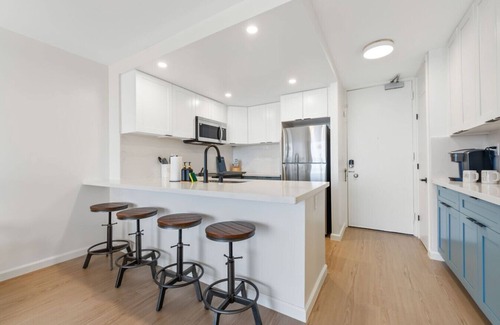 Waikiki Apartamento | *Oceanfront Renovated Getaway in Waikiki