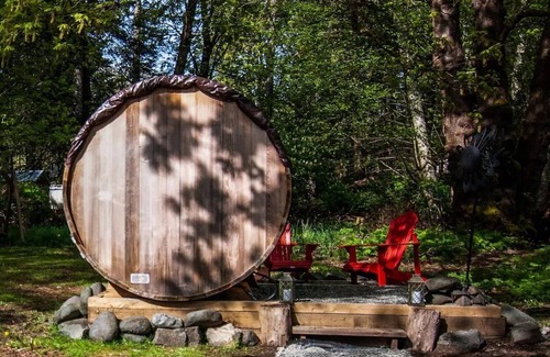 Campbell River Casa | Oceanfront Retreat w Sauna & Panoramic Ocean Views! INTRO RATE! NEW TO VRBO