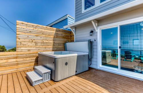 Nelscott Casa | Oceanfront Retreat