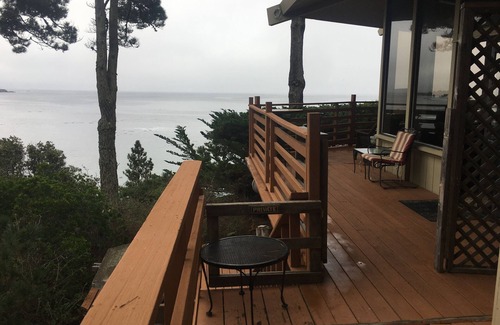 Anchor Bay Apartamento | Oceanfront Room with Direct Beach Access