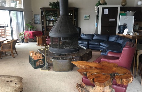 Anchor Bay Apartamento | Oceanfront Room with Direct Beach Access