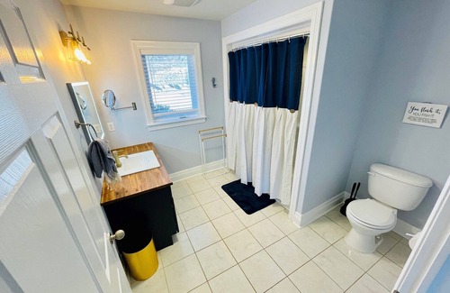 Mill Cove Casa | Oceanfront Seashore Unit at Fox Point Shore Rentals