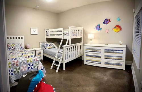 Mill Cove Casa | Oceanfront Seashore Unit at Fox Point Shore Rentals