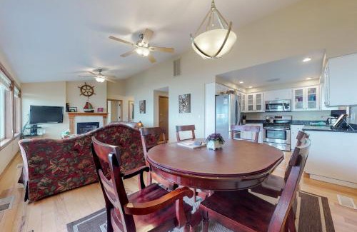 Gleneden Beach Casa | Oceanfront Solitude