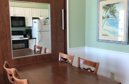 Myrtle Beach Condominio | Oceanfront Spacious One Bedroom Condo