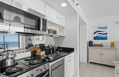 Myrtle Beach Condominio | Oceanfront Stay with Private Balcony