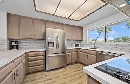 Solana Beach Condominio | Frente al mar, piso superior, hermosa remodelación nueva en Solana Beach!