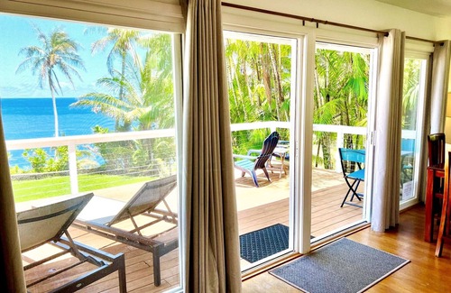 Hakalau Casa | Oceanfront "Treehouse" at Hakalau cliffs