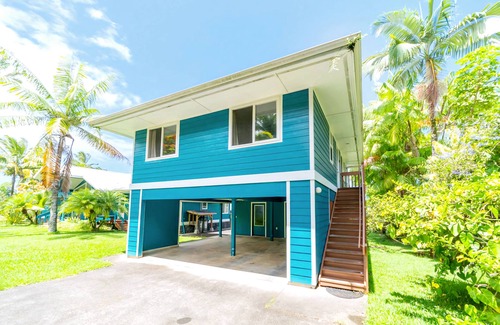Hakalau Casa | Oceanfront "Treehouse" at Hakalau cliffs