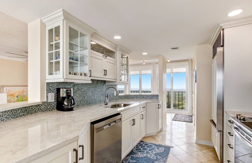 Fernandina Beach Condominio | Oceanfront | Turtle Dunes Luxury Penthouse | Intracoastal and Oceanfront Views | Double Balconies