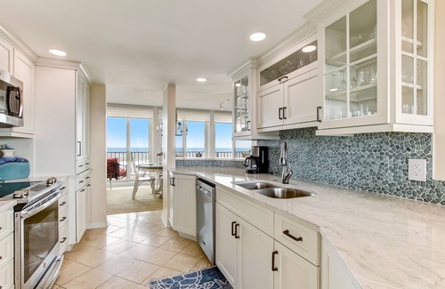Fernandina Beach Condominio | Oceanfront | Turtle Dunes Luxury Penthouse | Intracoastal and Oceanfront Views | Double Balconies