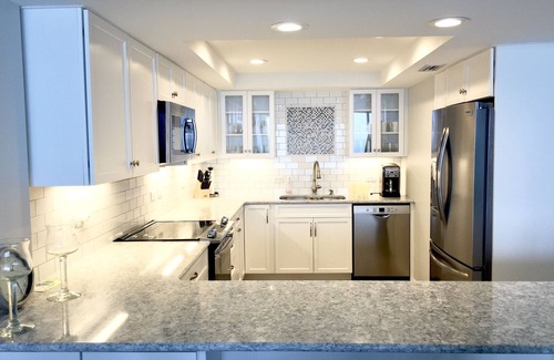 Wrightsville Beach Condominio | Hermoso, condominio de 2 dormitorios frente al mar, renovación 2019