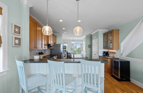North Carolina Coast Casa | OCEANFRONT, UPDATED, Heated Pool, Elevator, Clean, Near Boardwalk, Shops, Dining