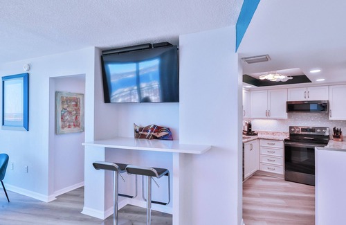 Daytona Beach Shores Condominio | Oceanfront with Private Beach Access Pool,Spa-26flr Panoramic River&Ocean views!