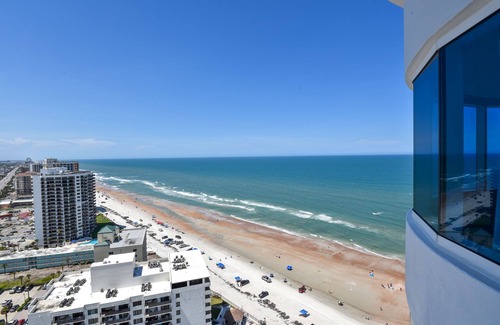 Daytona Beach Shores Condominio | Oceanfront with Private Beach Access Pool,Spa-26flr Panoramic River&Ocean views!