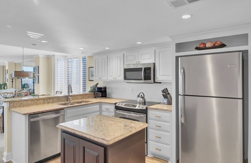 Charleston County Casa | Oceanfront w/ Pool + Beach Access & Balcony View | 312 B Shipwatch by AvantStay
