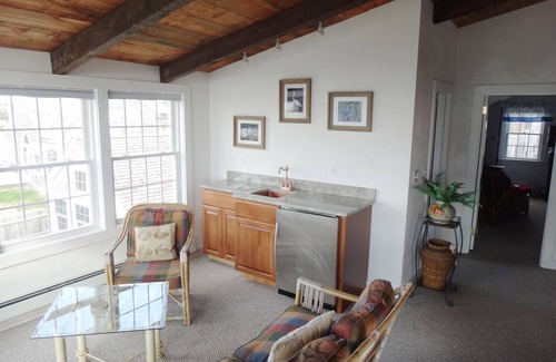 West Yarmouth Casa | Frente al mar, windsurfistas, veleros, ferries.