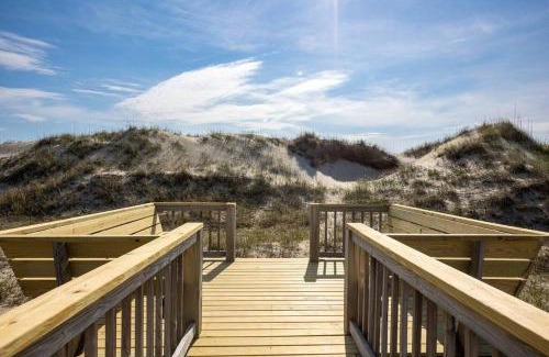 Carova Beach Casa | Oceanfront with Private Beach Access & Wild Horses