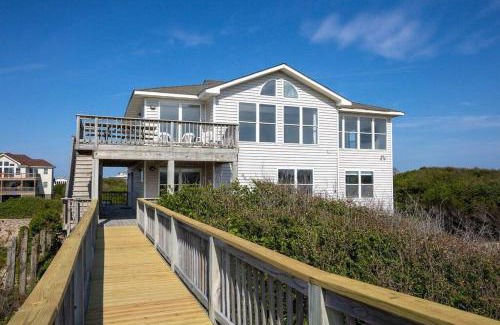 Carova Beach Casa | Oceanfront with Private Beach Access & Wild Horses