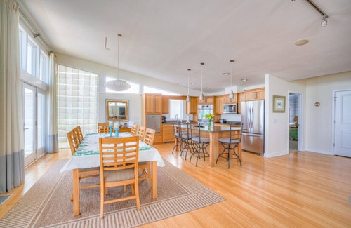 Kure Beach Casa | OceanFront - X5 Master bedrooms - Private Pool & Tiki bar