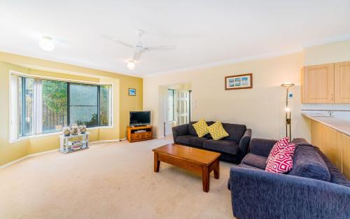 Yamba Casa | Oceania Cottage - LJHooker Yamba