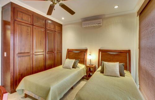 Playa Flamingo Apartamento | Oceanica 827