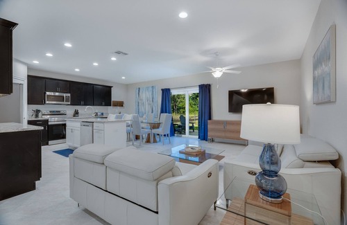 Mcelroys Belleview Casa | Oceans 25 Townhomes #115 & #116 - Directly Across from Ocean - 6BR/4.5BA