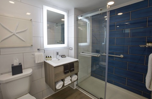 Estate Turner Hole Hotel | Oceans at Divi Carina Bay Adults Only