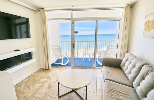 Arcadian Shores Condominio | Ocean’s Edge 1 bedroom Oceanfront Seawatch Resort