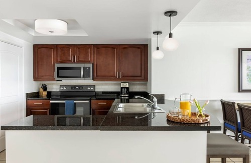 Estate Bakkero Complejo | Oceanside - 3 Bedroom - Marriott's Frenchman's Cove - Full Resort Access