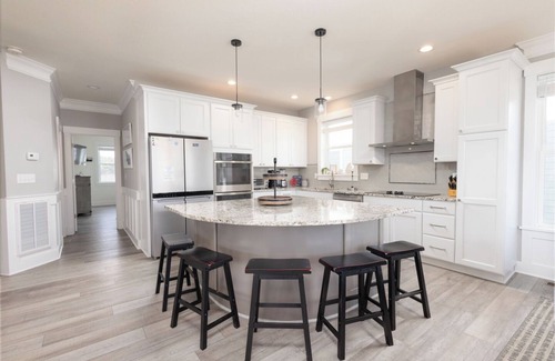 Ocean Hill Casa | Oceanside 7min walk2beach,6BR,Pool,HotTub,Foosball