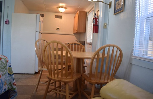 Buxton Cabaña | Oceanside Accommodations - Efficiency Room with Cooking