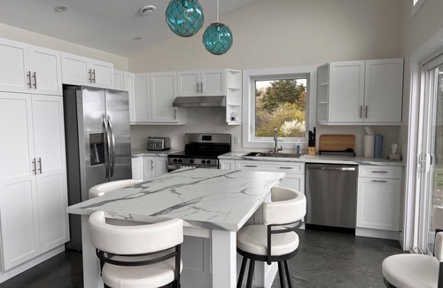Hunts Point Casa | Oceanside Escape.