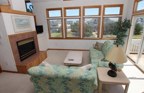 Pine Island Casa | Oceanside, Hot Tub, Community Amenities, 845 ft to Beach Access, PI6, Fan-ta-sea
