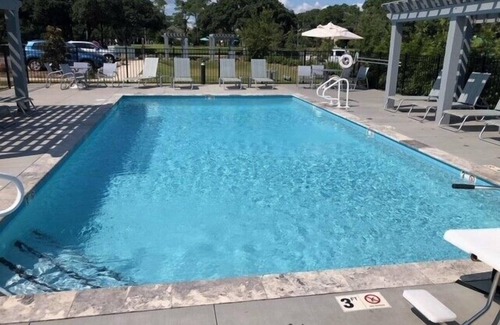 Whalehead Beach Condominio | Oceanside: Modern home with Stunning Decor! Pets ok!