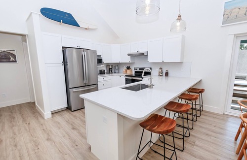 Duck Casa | Oceanside- Private Pool, Dogs Welcome-OD2, Sea Dog Escape