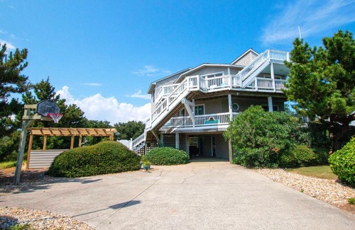Carolina Dunes Casa | Oceanside, Private Pool, Hot Tub, Community Pool, CD7, Sandfiddler Lodge