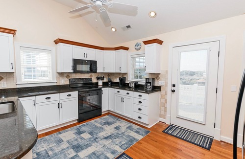 Ocean Hill Casa | Oceanside, Private Pool, Community Amenities, Hot Tub, VOH94, Knot A Problem