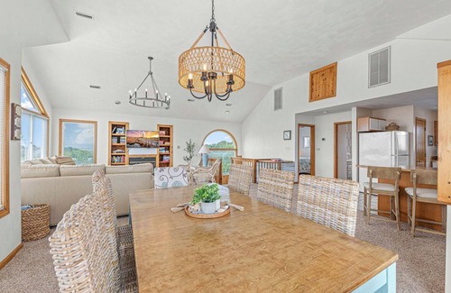 Waves Casa | Oceanside, sound view, dog friendly, private pool, hot tub, golf cart, game room