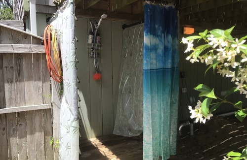Sunset Village Cabaña | Oceanside Tiny House in Beautiful Frisco