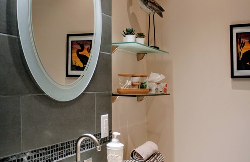 Lunenburg Cabaña | Oceanside Vacation Cottage