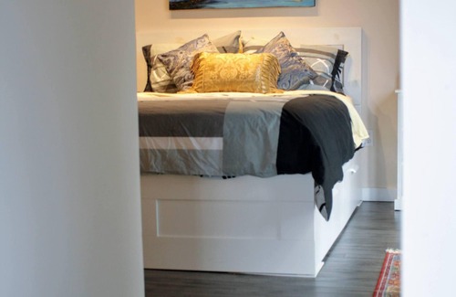 Lunenburg Cabaña | Oceanside Vacation Cottage