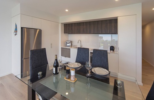 Tahunanui Apartamento | Oceanview Apartment with access to Spa pool and Swimming pools