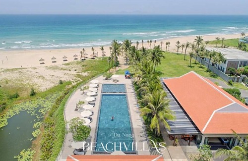 Ngu Hanh Son Casa | Oceanview Beachfront Villa With Pool & Garden