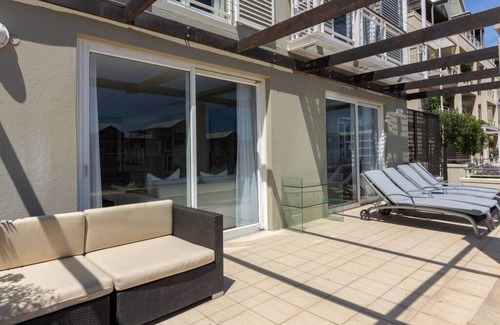 Victoria and Alfred Waterfront Villa | Oceanview Carradale 304 Villa