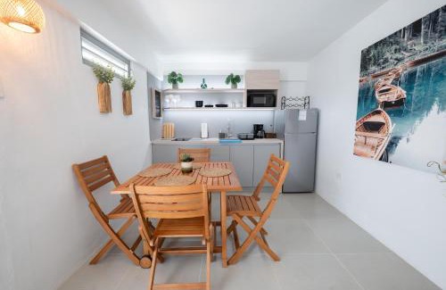 Algarrobos Apartamento | Oceanview Coastal Retreat - 2BR Getaway