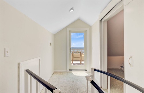 Isle of Palms Casa | OceanView Condo + Pool, Balcony & Beach Access | 304 D Port O Call by AvantStay